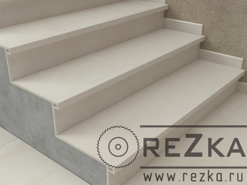Ступень из керамогранита Rinascente Ivory 1200х330 мм (120х33 см)