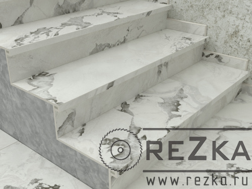 Ступень из керамогранита Forte dei marmi Quark Oyster White 1600х330 мм (160х33 см)